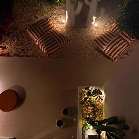Bluewaves Moonstone Jacuzzi House