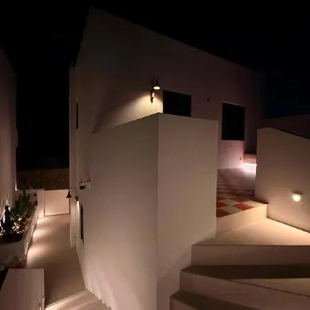 Bluewaves Moonstone Jacuzzi House