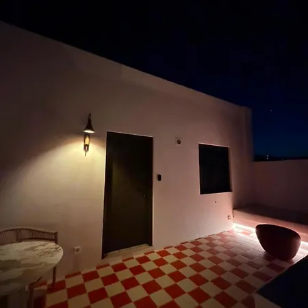 Vakantiehuis Bluewaves Moonstone Jacuzzi House Antiparos