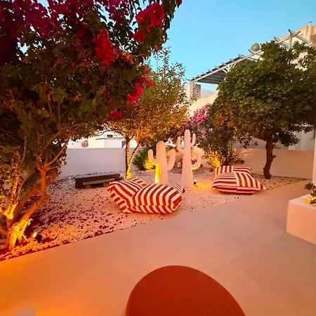 Bluewaves Moonstone Jacuzzi House